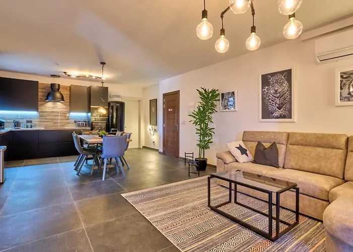 Апартаменты Eden Boutique Smart Сент-Полс-Бей